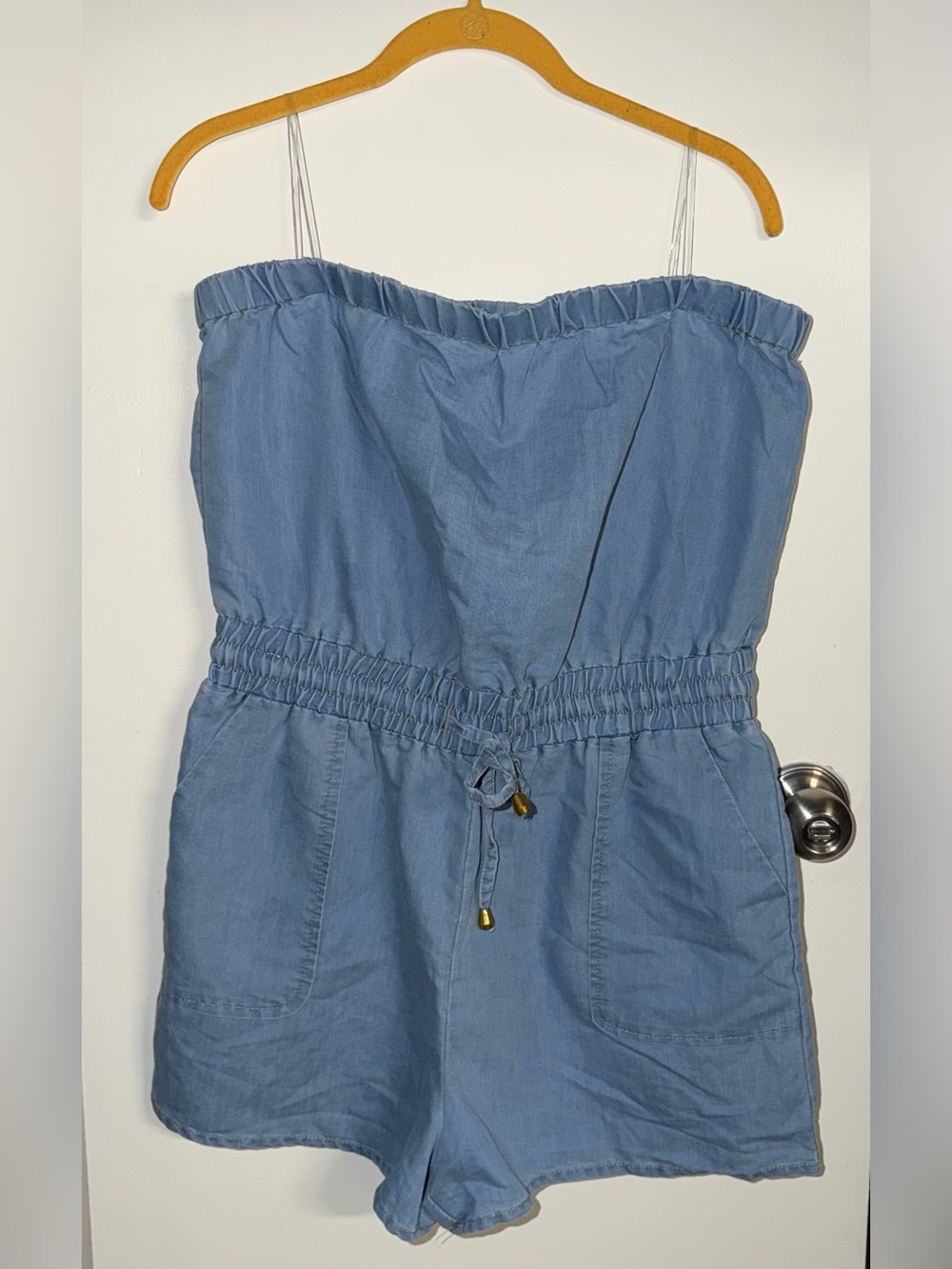 NWT xL womens chambray light denim romper vacation beach spring summer